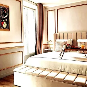 Da Vinci Montmartre Aircon Apartment